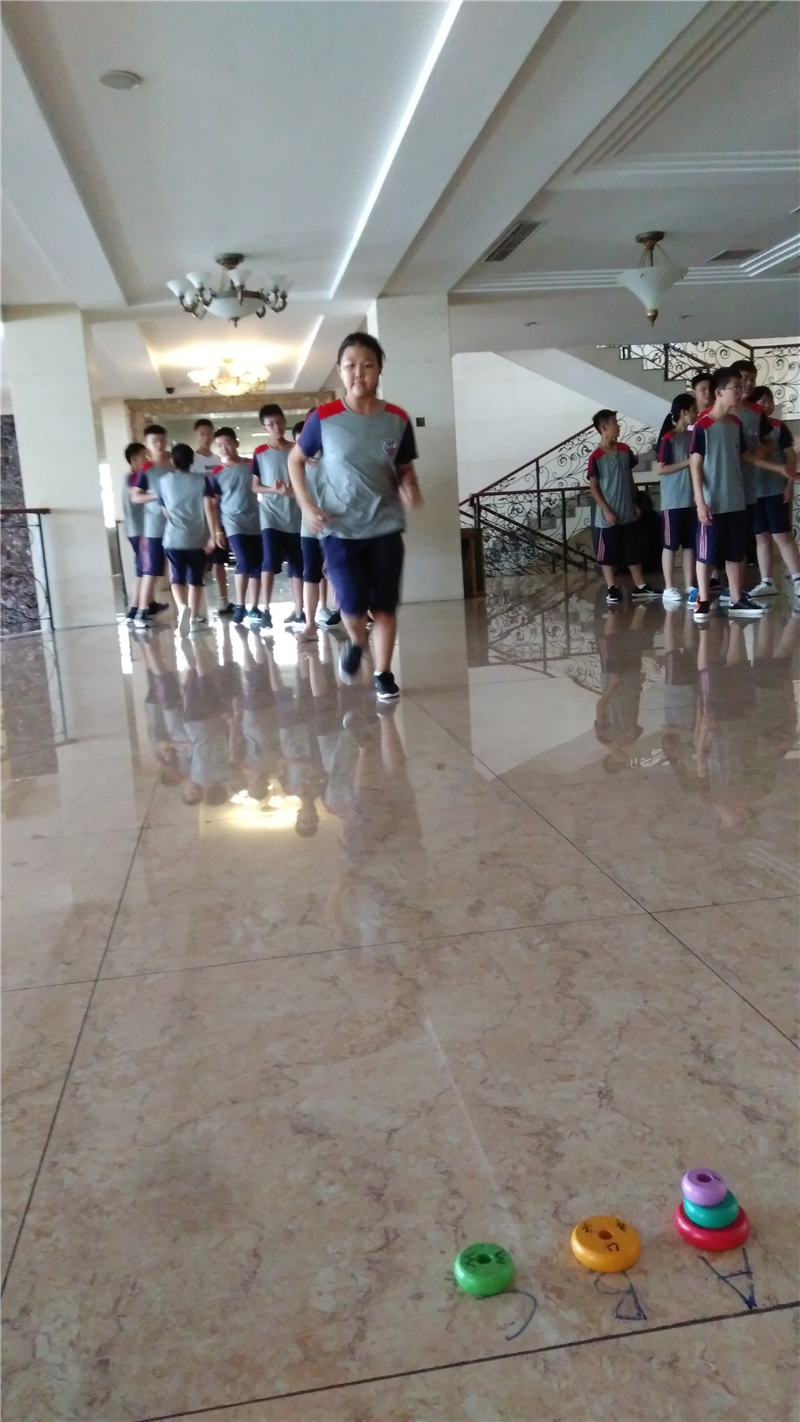 董潺溪.jpg