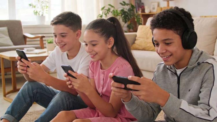 金芒果教育|（给所有家长）请你一定要告诉孩子，刷短视频是怎么让大脑变笨的？